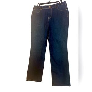 STYLE & CO. STRAIGHT LEG JEANS. NWT